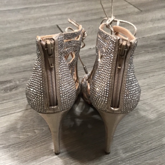 INC Silver Rhinestone Peep Toe Evening Shoes size 7.5 - Picture 6 of 10